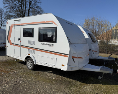 Weinsberg Lakokocsi 400lk 001.jpg