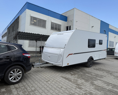 Weinsberg Lakokocsi 470qdk 009.jpg